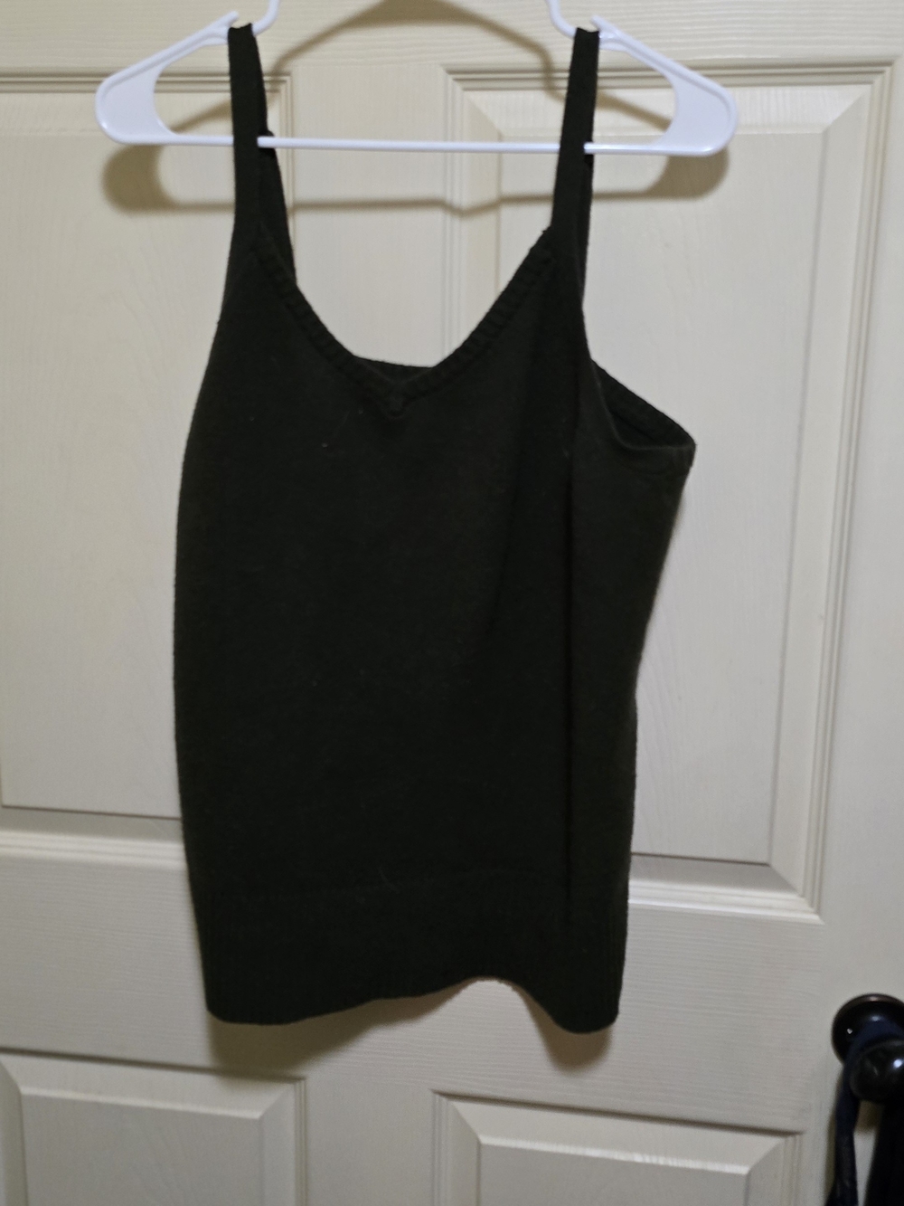 Green Women's Torrd V-Neck Knit Tank Top Size 2